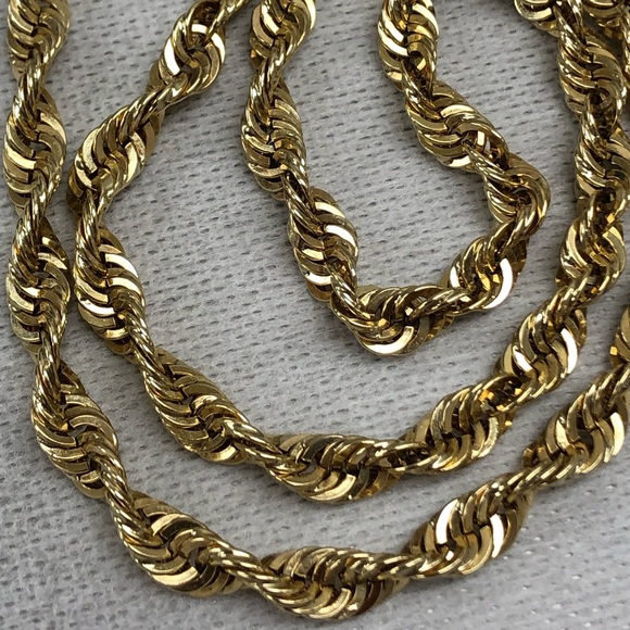 10kt gold rope chain - Picture 4 of 5